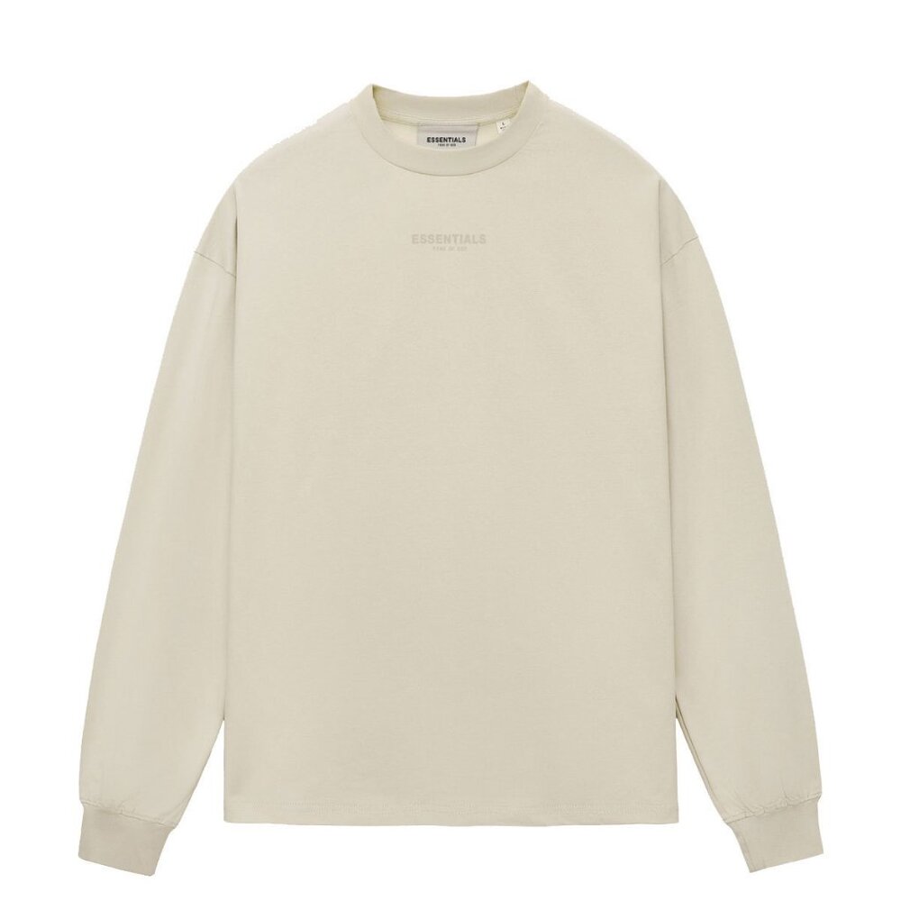 ESSENTIALS Long-sleeved T-shirt with a small logo on the chest